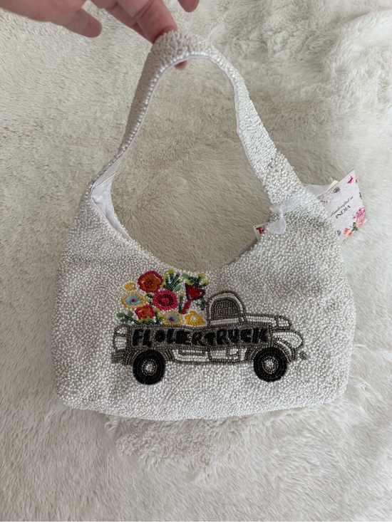 Handmade Handbags - NWT White Beaded Shoulder Bag with Floral Truck Motif Viral Tik Tok
